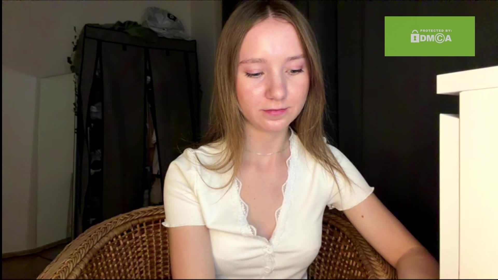 lisasmall Adult Chat August 8, 2026