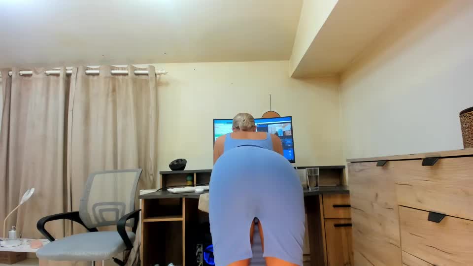 classy_medeeea Adult Chat August 8, 2026