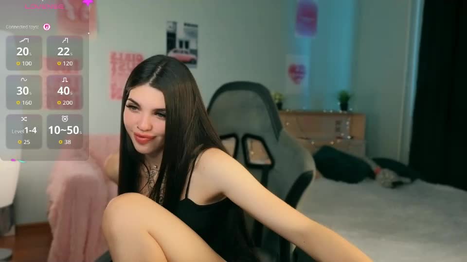 molly_rettyy Adult Chat August 8, 2026