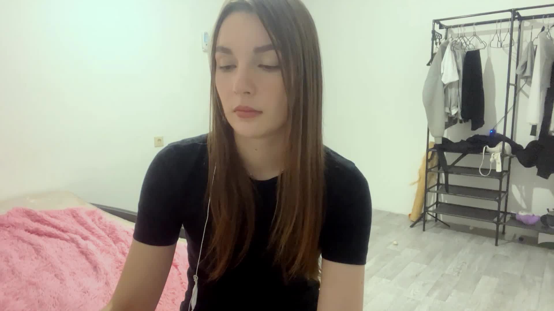 EveliaShimaoka Adult Chat August 9, 2026