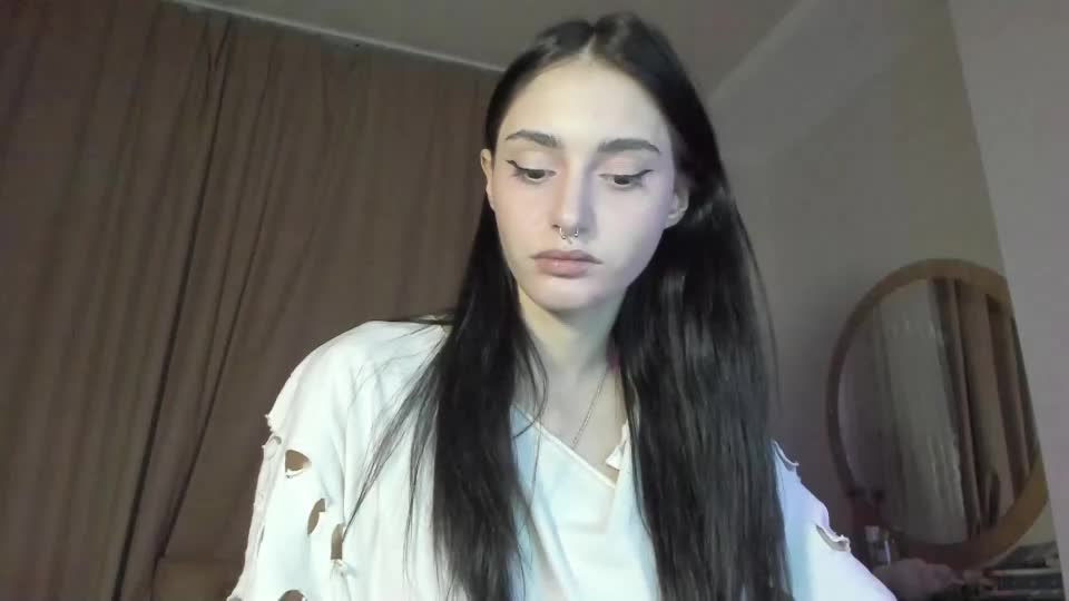 lesyaliss Adult Chat August 9, 2026