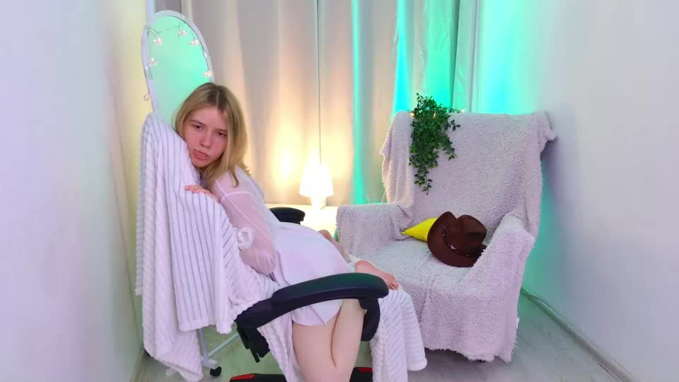 milanarayy Adult Chat August 9, 2026