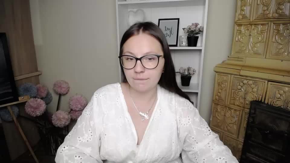 luizaheems_ Adult Chat August 9, 2026