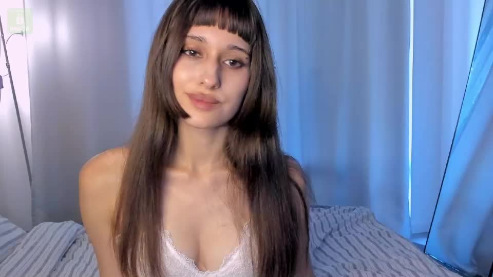 erika_hoiree Adult Chat August 10, 2026