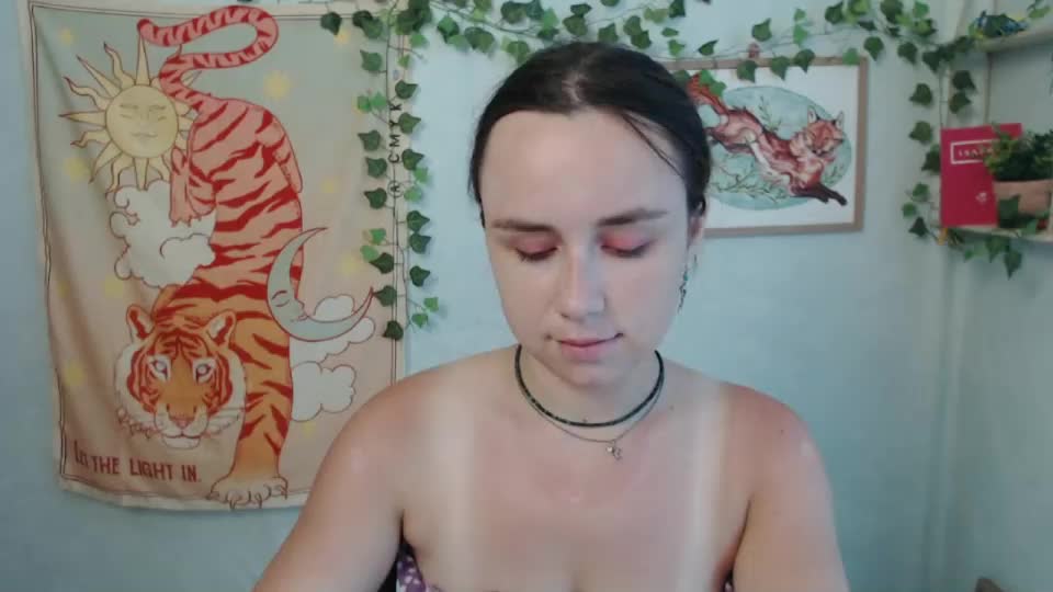 veryveryvery_shy Adult Chat August 10, 2026