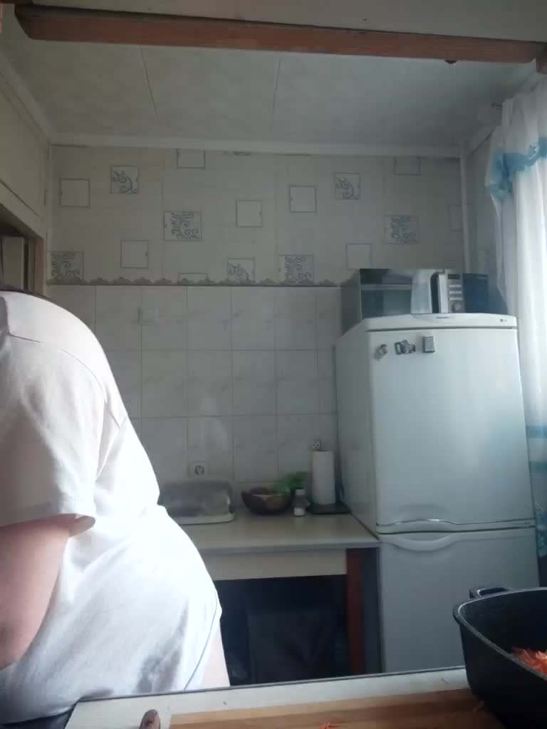 Karina-15 Adult Chat August 10, 2026