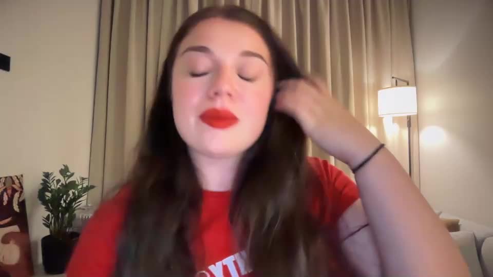 tutti_frutti_ Adult Chat August 10, 2026