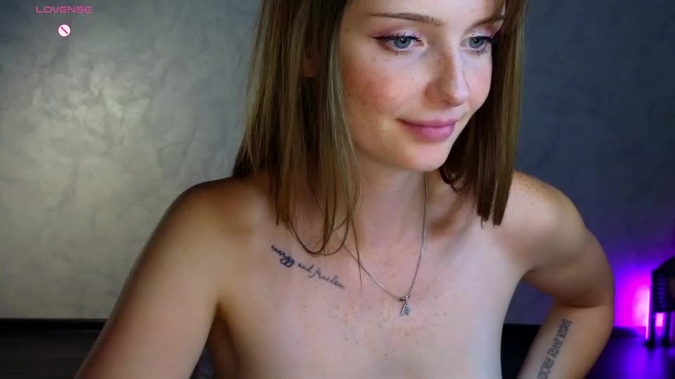 lovelly_molly Adult Chat August 10, 2026