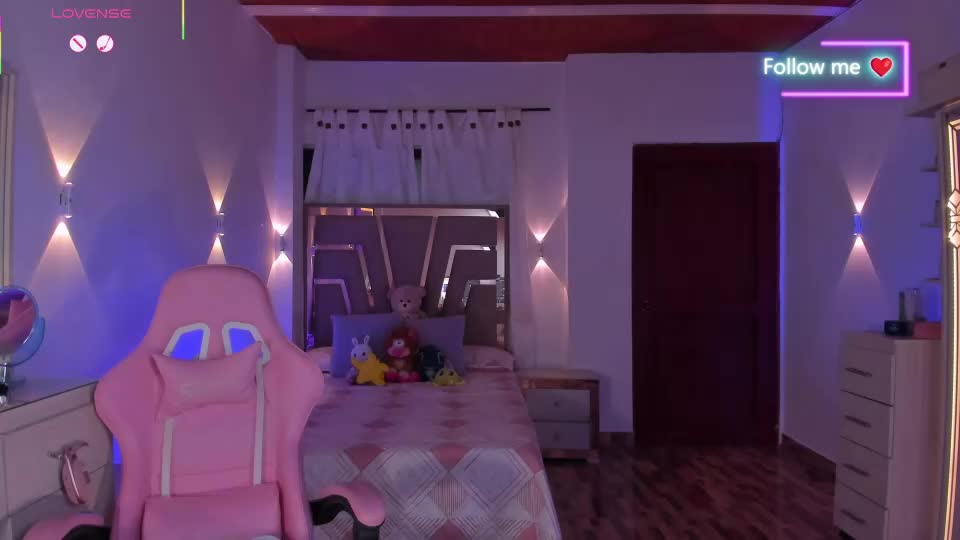 lunna_roosee Adult Chat August 10, 2026