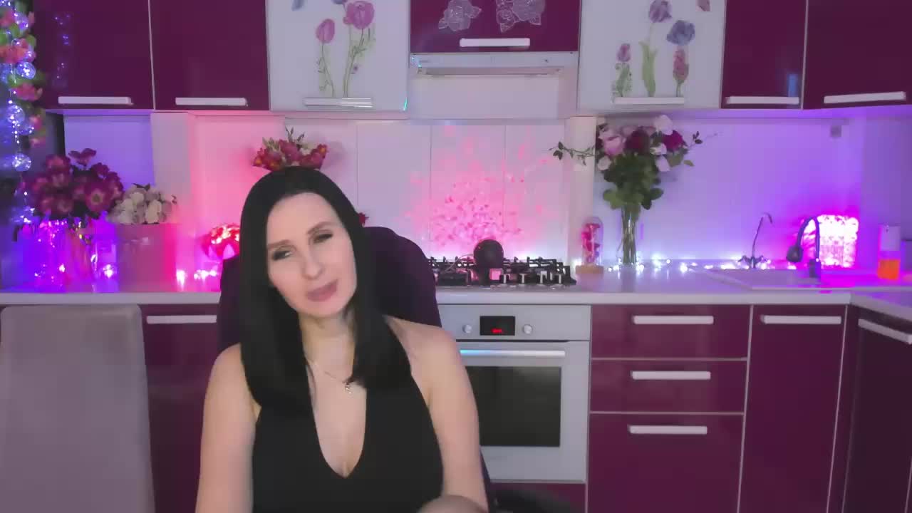 Olivija2020 Adult Chat August 10, 2026