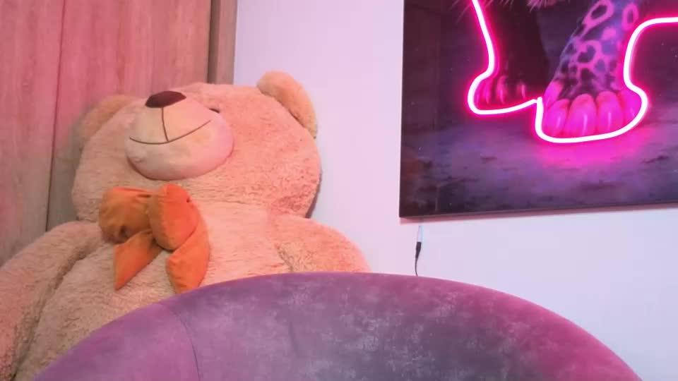 sofiaink Adult Chat August 10, 2026