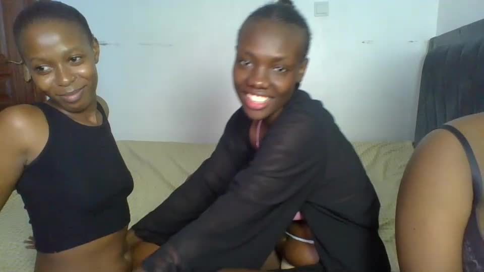 peach_ebonny Adult Chat August 10, 2026