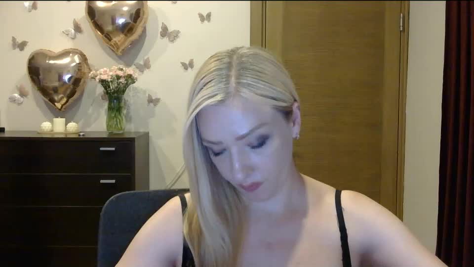 wild_silk_desire Adult Chat August 10, 2026