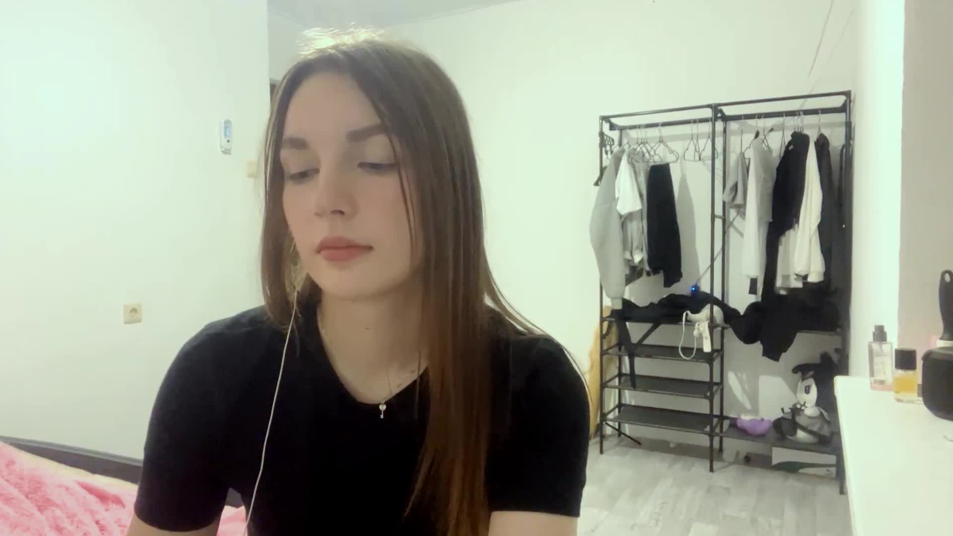 EveliaShimaoka Adult Chat August 10, 2026