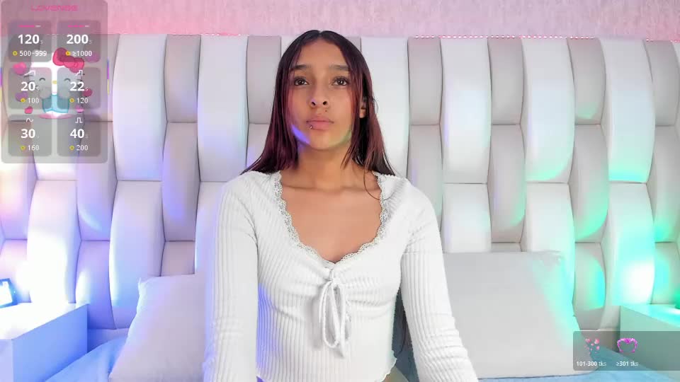 bella_peach_ Adult Chat August 10, 2026