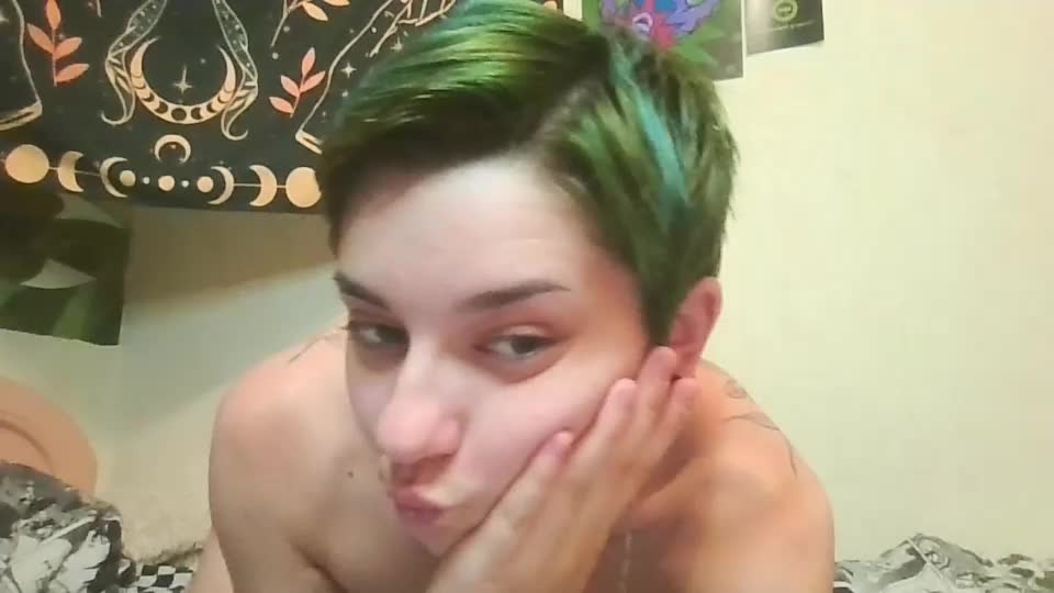uwu_emmy Adult Chat August 10, 2026
