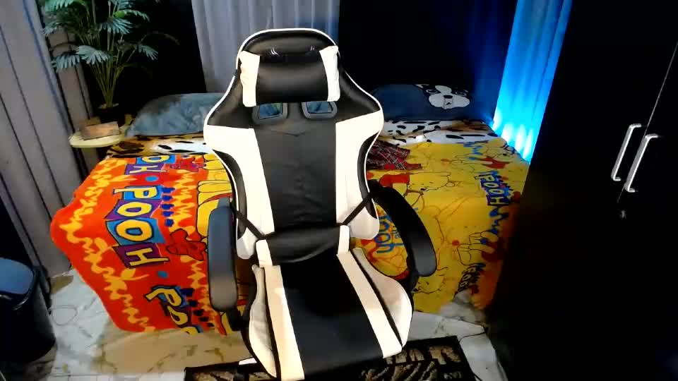 lilynumeron Adult Chat August 10, 2026