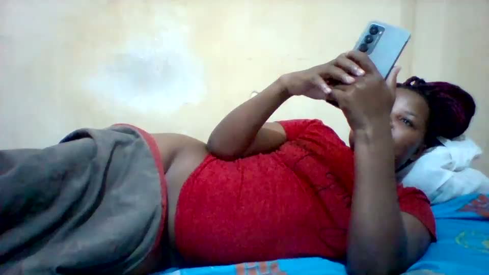 camillah_sweet Adult Chat August 10, 2026
