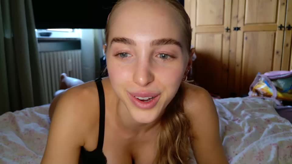 sofiaaaxoxoxo Adult Chat August 10, 2026