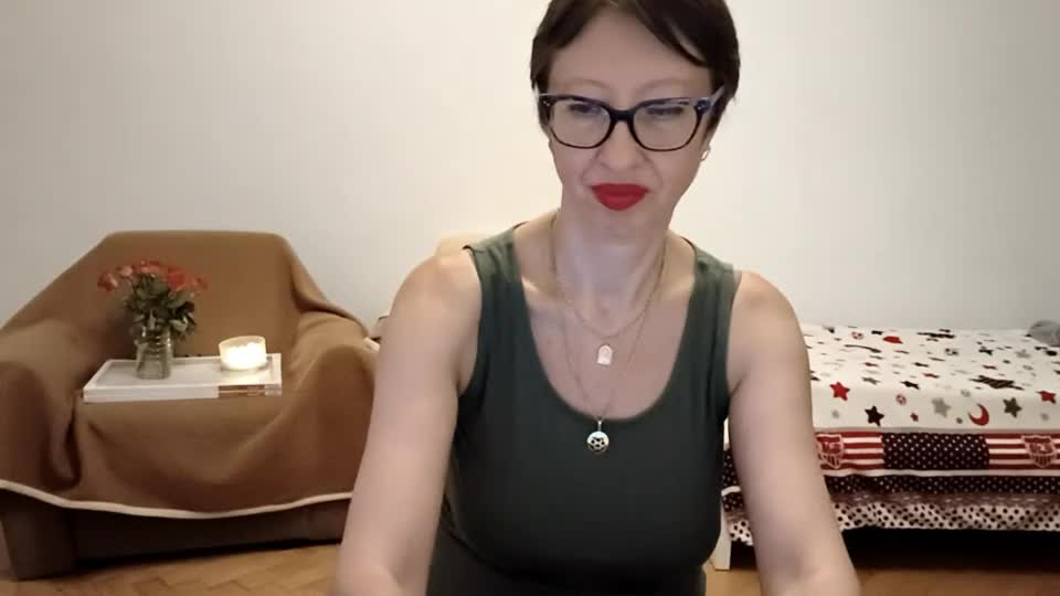 bellarose_2020 Adult Chat August 11, 2026