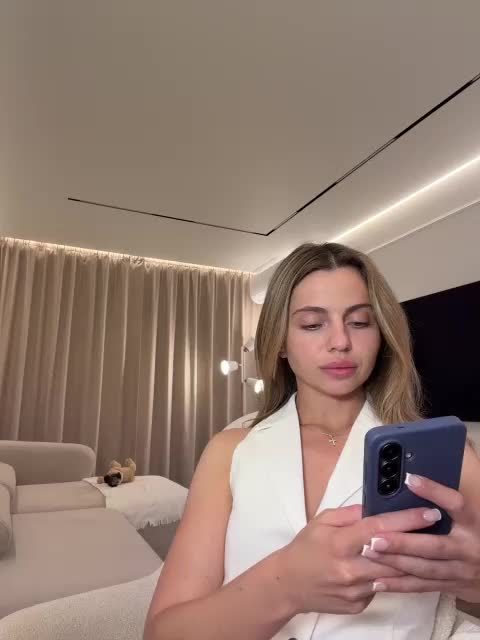 Nataliecroys Adult Chat August 10, 2026