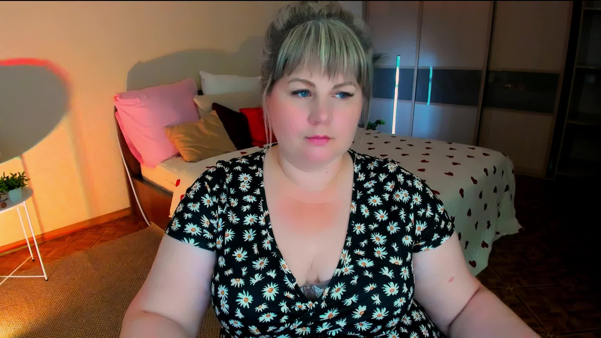 CrystaalStaar Adult Chat August 10, 2026