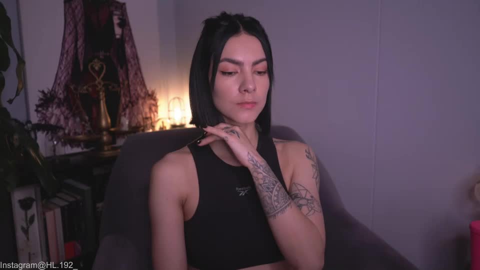 hollylinder_ Adult Chat August 10, 2026