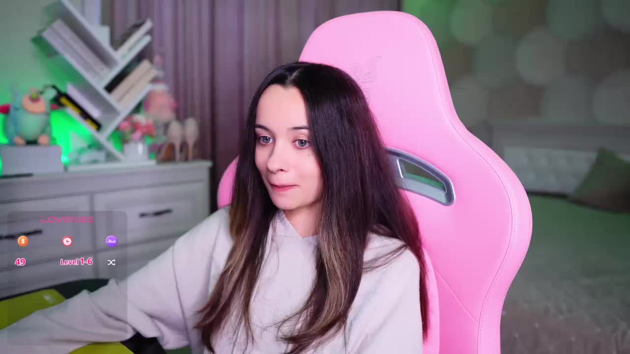 JuicyAngel Adult Chat August 11, 2026