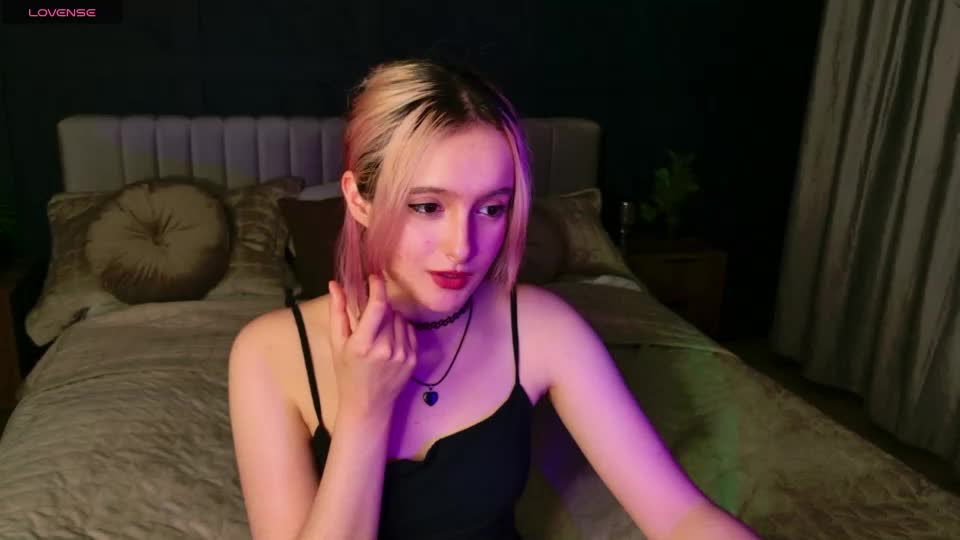 sidney_blair Adult Chat August 10, 2026