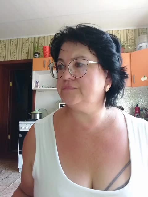 Tanya19722 Adult Chat August 10, 2026