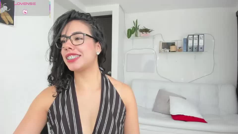 paulina_dossantos Adult Chat August 11, 2026