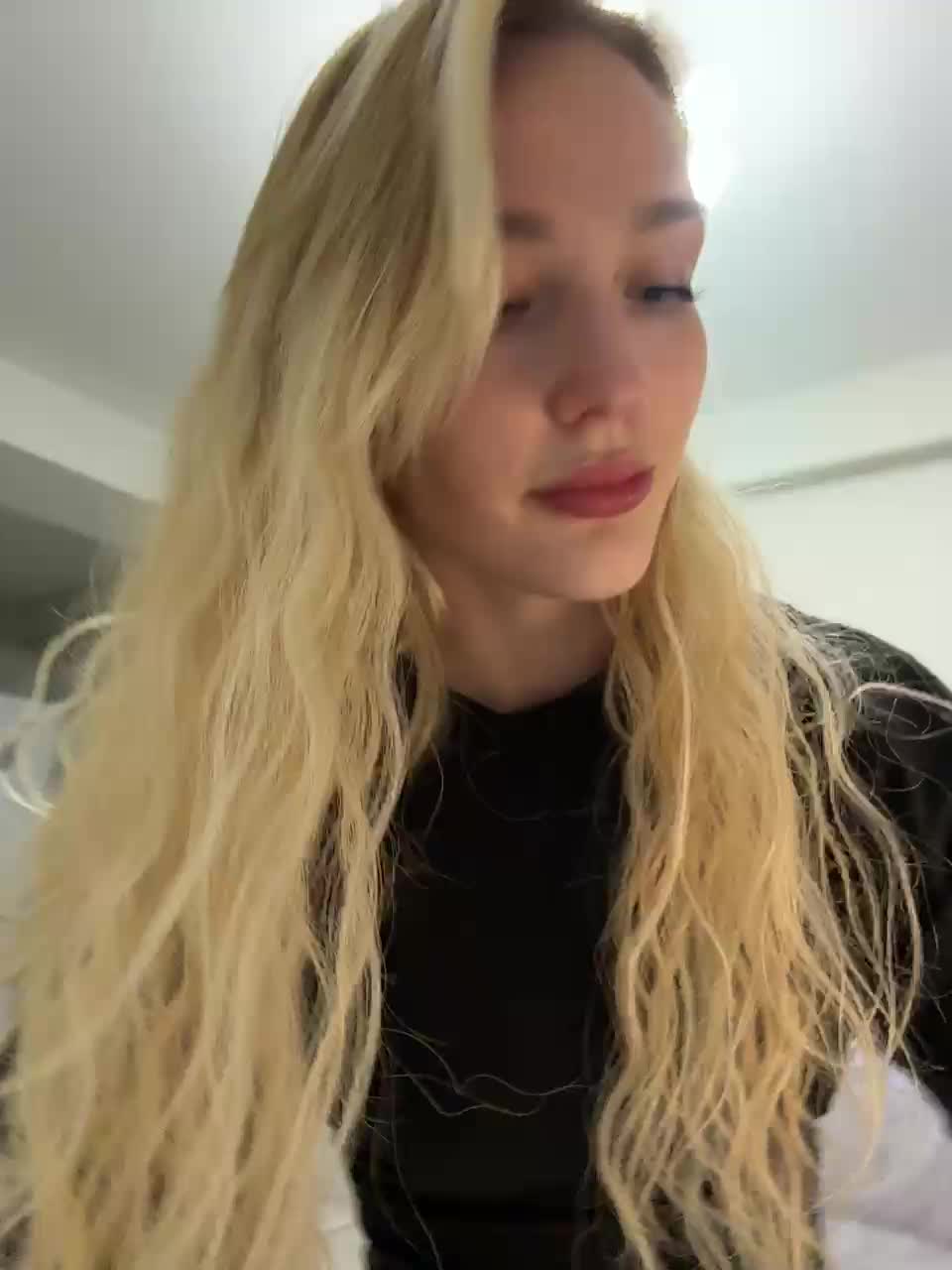 AlinnaAnnila Adult Chat August 11, 2026