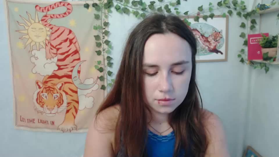 veryveryvery_shy Adult Chat August 11, 2026