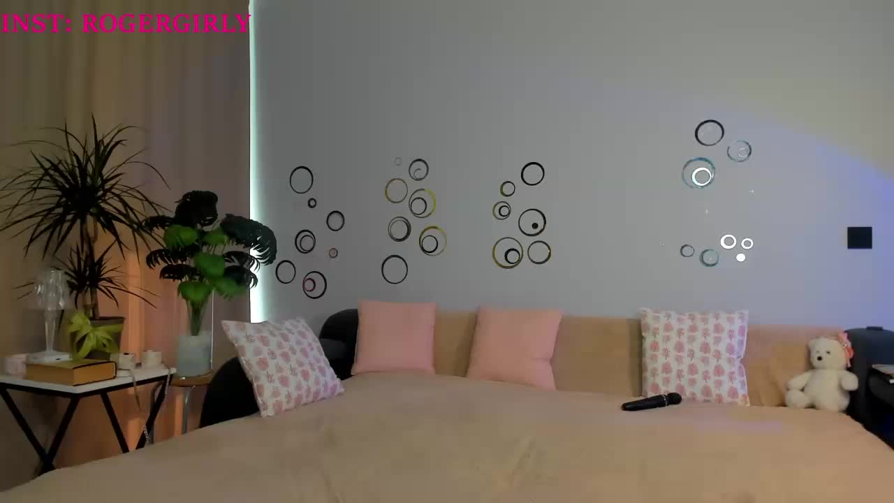 its_nicki_m Adult Chat August 11, 2026