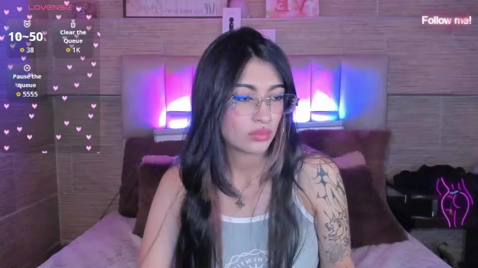 mia_smoke_ Adult Chat August 11, 2026