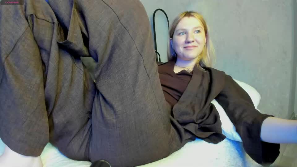 mariel_brown Adult Chat August 11, 2026