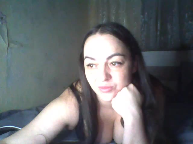 KissyHoney Adult Chat August 12, 2026
