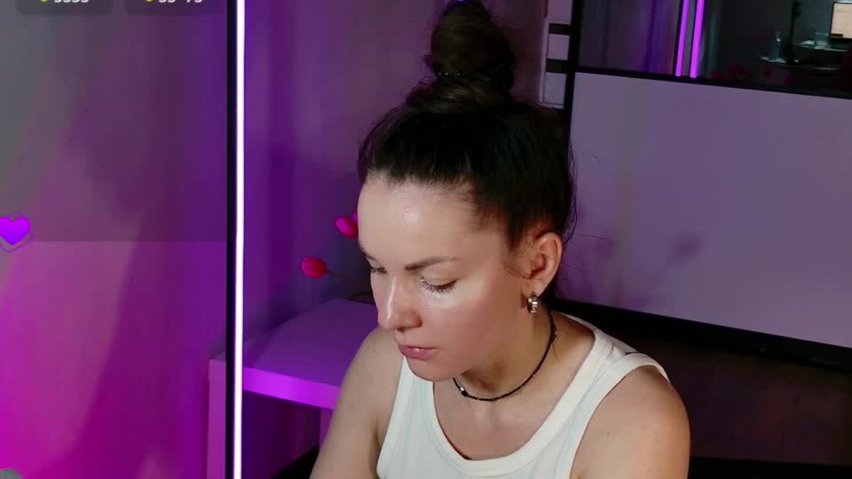 amelinamersi Adult Chat August 11, 2026