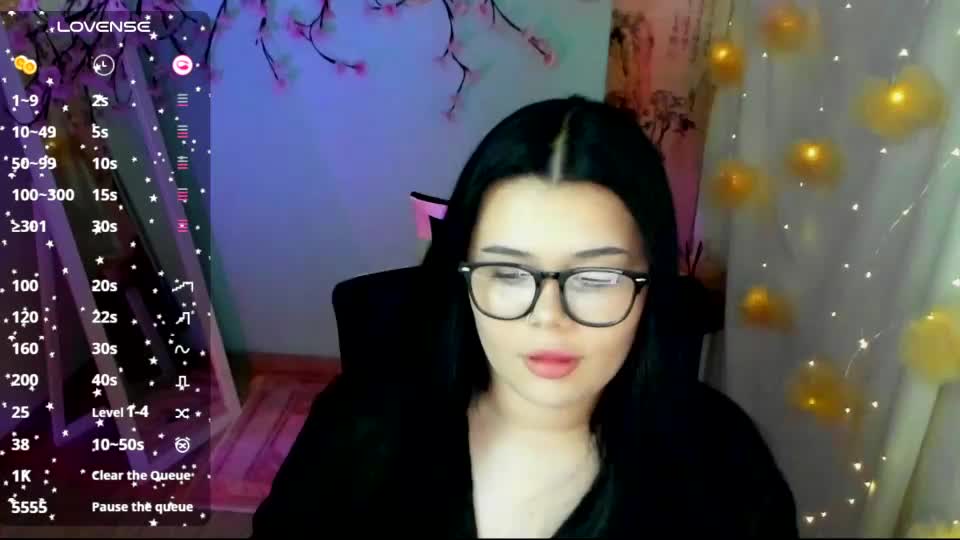 naomivibes Adult Chat August 11, 2026