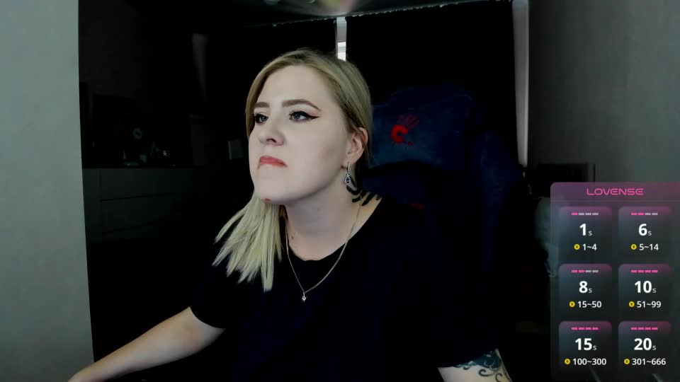 oliviamunk Adult Chat August 12, 2026