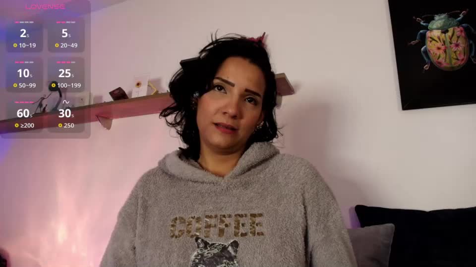 elliee1 Adult Chat August 12, 2026