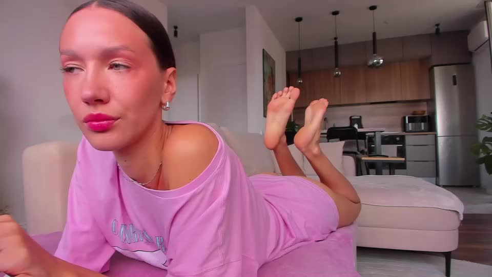 awgustina_sweetheart22 Adult Chat August 12, 2026