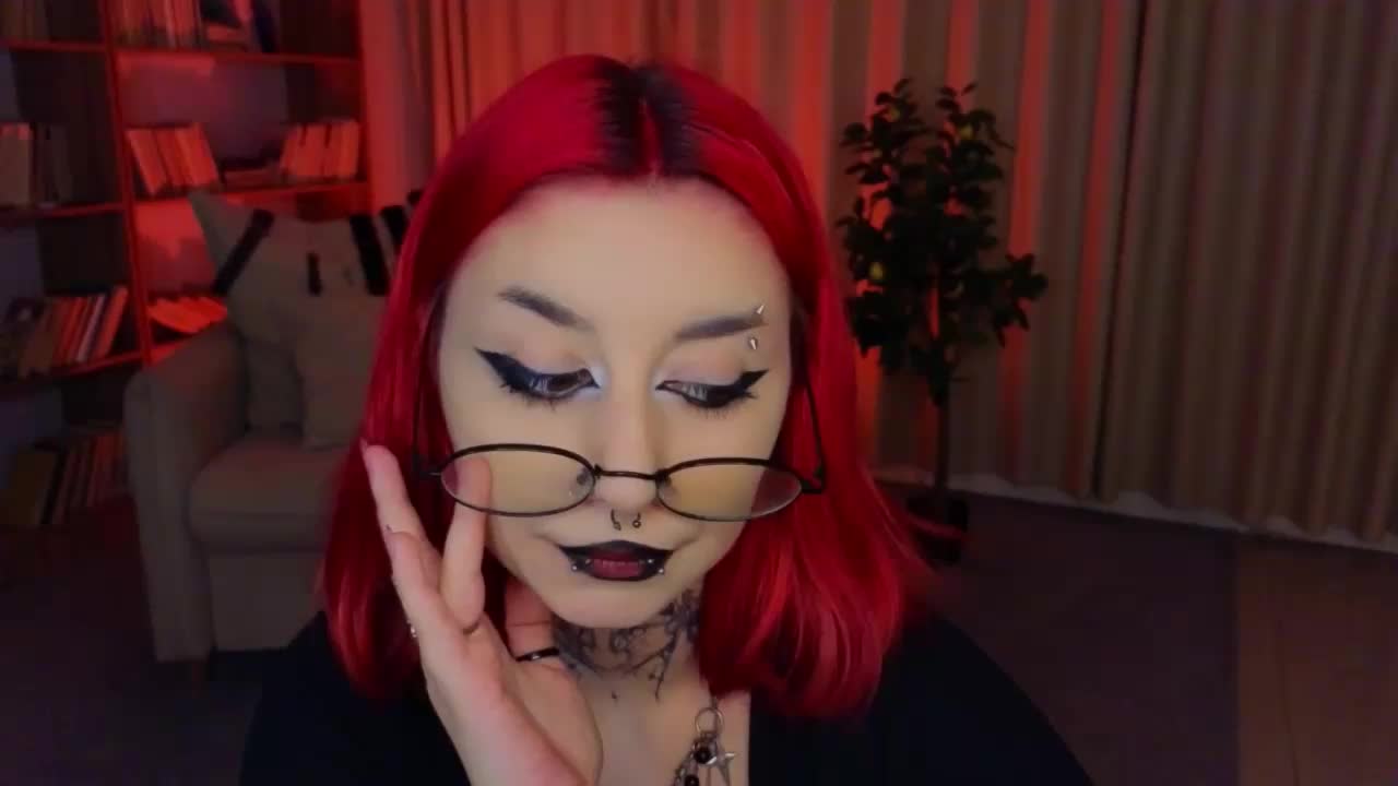 MistressMarcelline Adult Chat August 11, 2026
