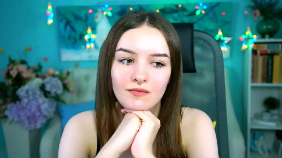 kelliebanshe Adult Chat August 12, 2026