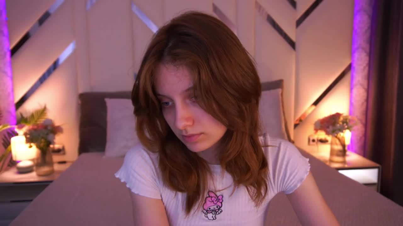 CuteeFoxy Adult Chat August 12, 2026