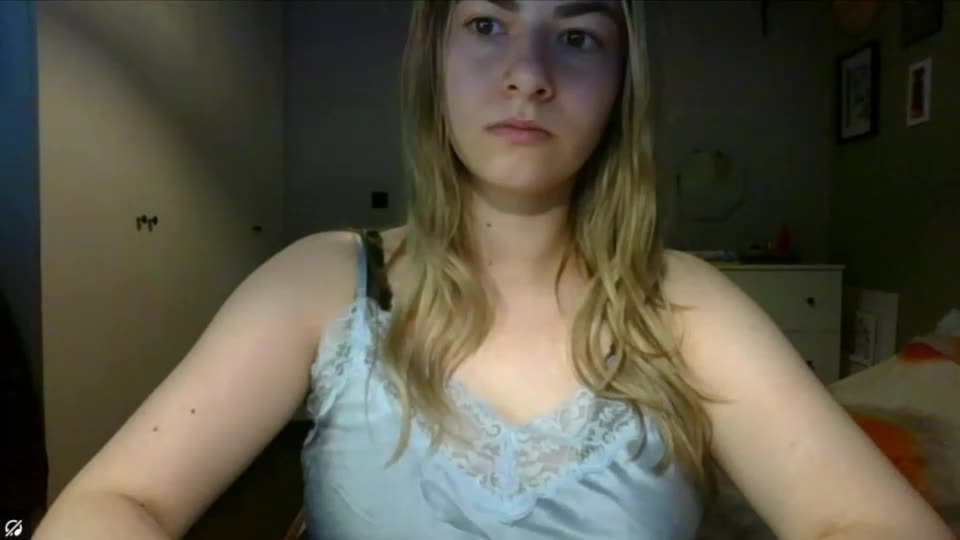rosie_june Adult Chat August 12, 2026