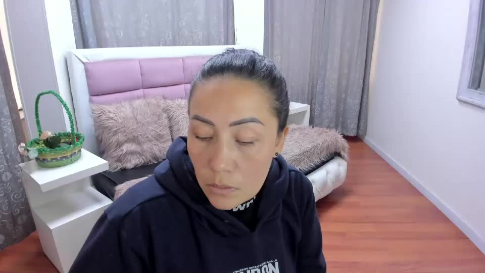 gaby_trent Adult Chat August 12, 2026