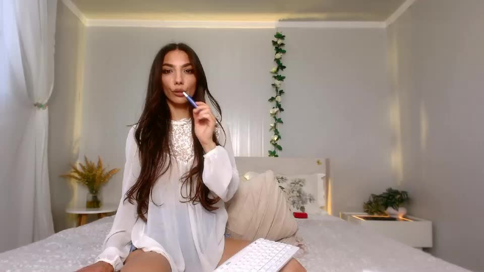 avaaaddams Adult Chat August 12, 2026
