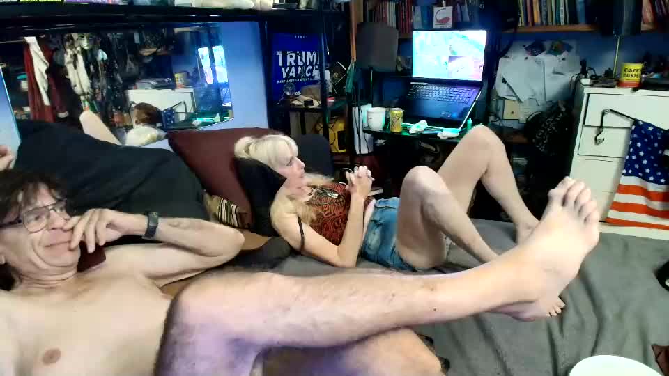 pink_black Adult Chat August 11, 2026