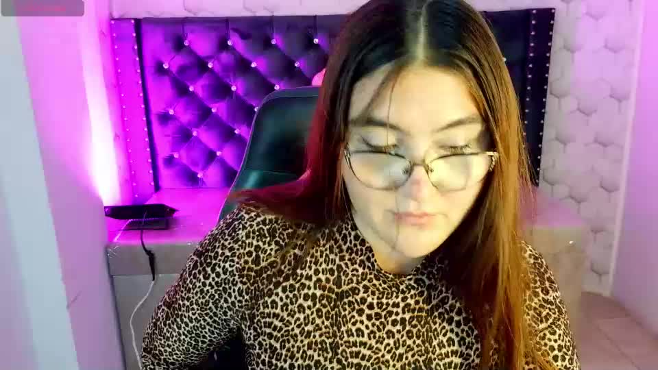 diamondfox_m Adult Chat August 12, 2026